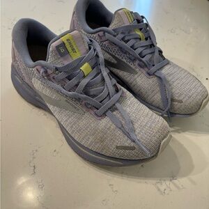Brooks Women’s Ghost 14